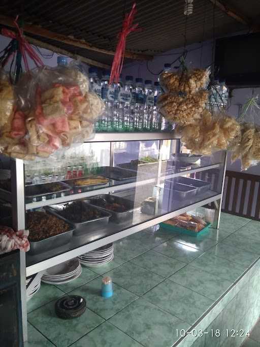 Warung Pojok 5