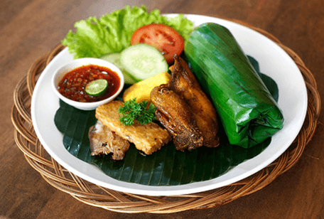 Goreng Ayam Tiga Putri 1