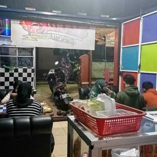 Kedai Seblak Teh Iren 8