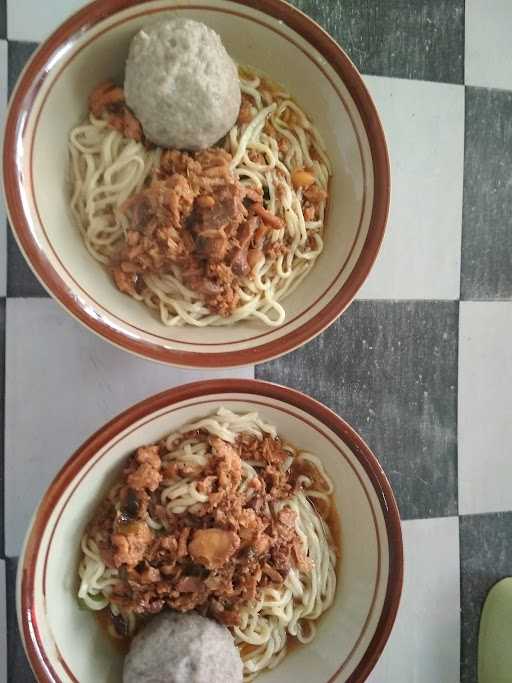 Mie Ayam Lutpi 1