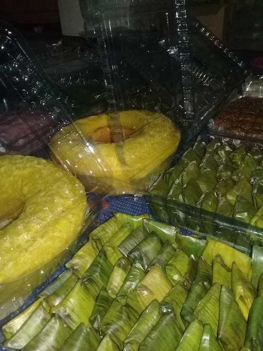 Mom Mila (Kue Traditional) Tangerang 3