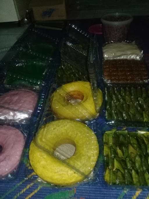 Mom Mila (Kue Traditional) Tangerang 6