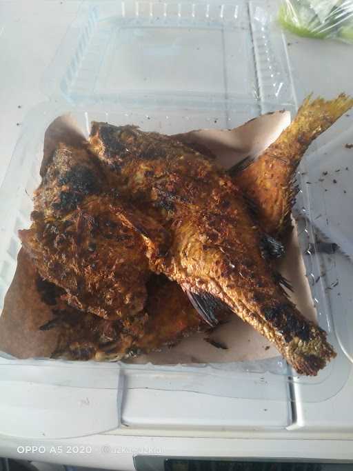 Ayam Ikan Bakar Pemancingan Azka 3