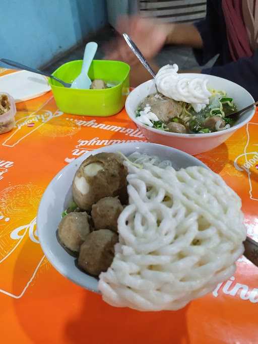 Bakso Kurnia Prasmanan 4