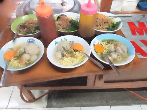 Miayam Bakso Pakde Wonogiri 9