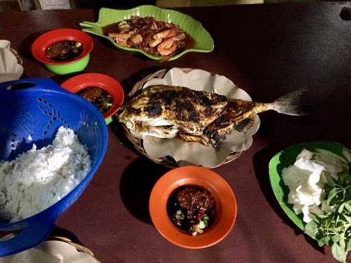 Rm Ikan Bakar Khas Laut 1