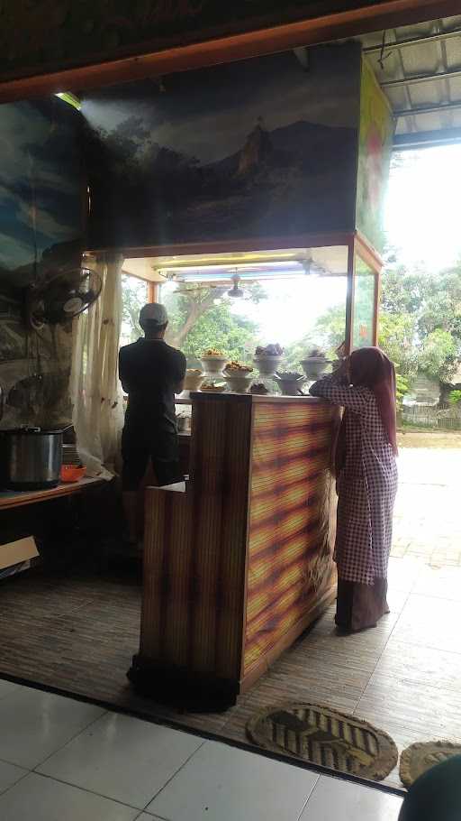 Rumah Makan Buluah Paimbau 5