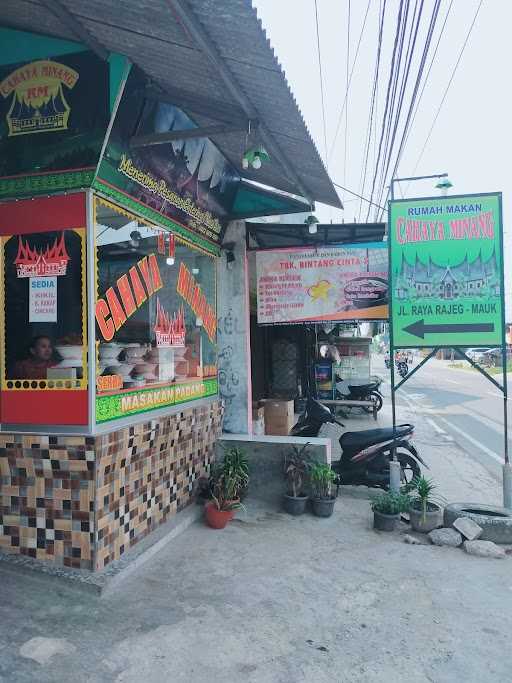 Rumah Makan Cahaya Minang 4