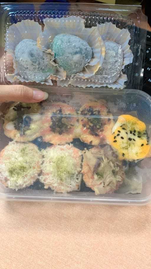 Sushi Warung Neng Mia 1