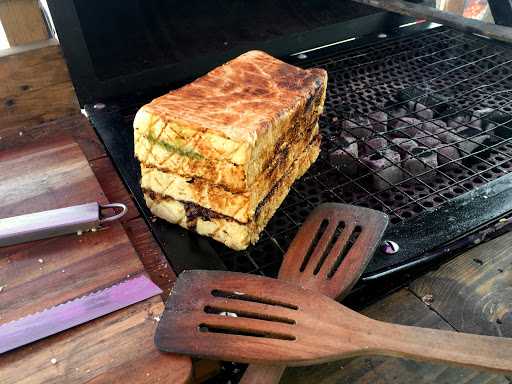 Roti Bakarang ( Asli Di Bakar Pakai Arang ) 9