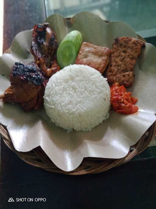 Ayam Bakar Bu Dhar 1