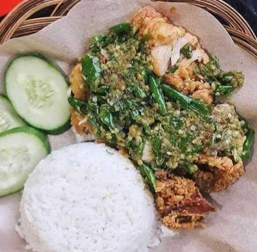 Ayam Geprek&Soto Betawi Al-Khalifi 3