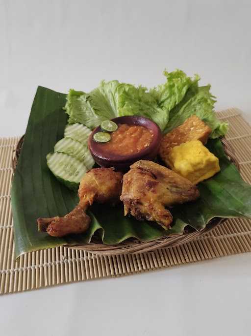 Ayam Penyet Sugiarti 7