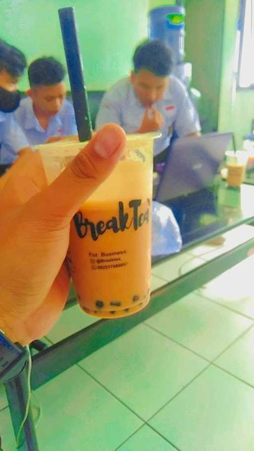Break Tea 3