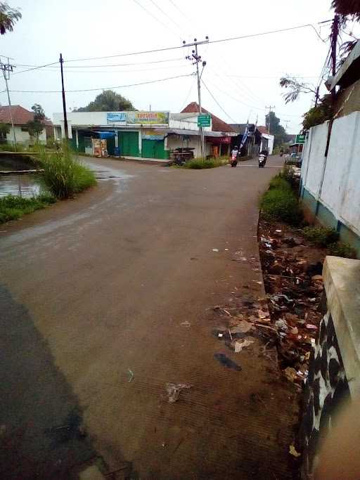 Warung Nasi Ibu Nana 1