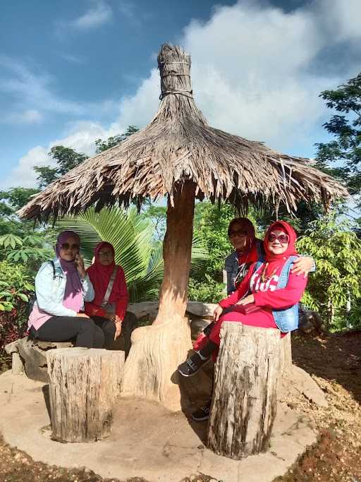 Tempat Wisata Bukit Durian 5