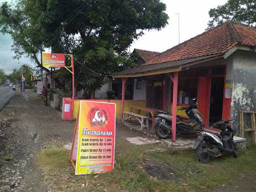 Ayam Geprek Pak Isan 1