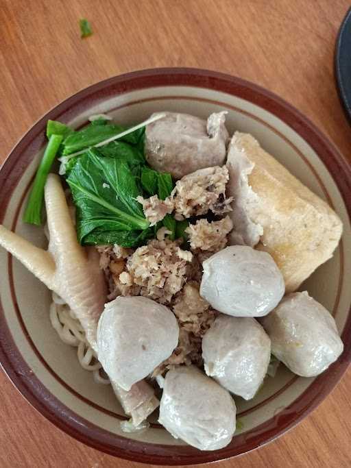 Mie Bakso Mahkota Pangandaran 2