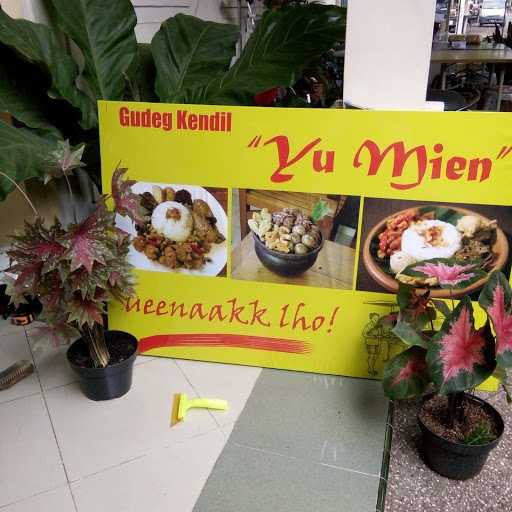 Gudeg Kendil Yu Mien 4