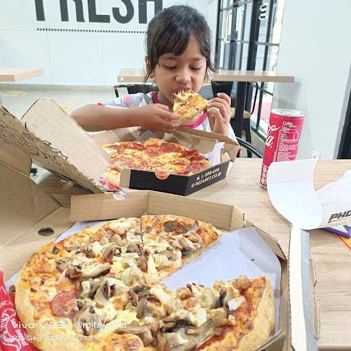 Pizza Hut Delivery - Phd Indonesia 7