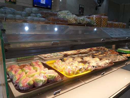 Bakeries And Pastry Adi Jaya 4