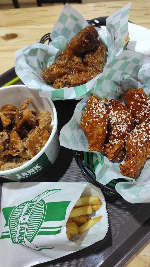 Jank Jank Wings Makassar 4