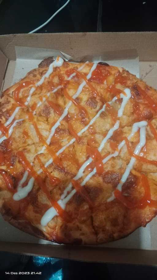 Pizza Umi Makassar 9