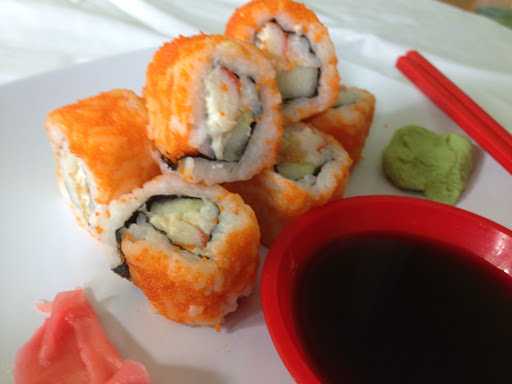 Sushi Sakura Makassar 6