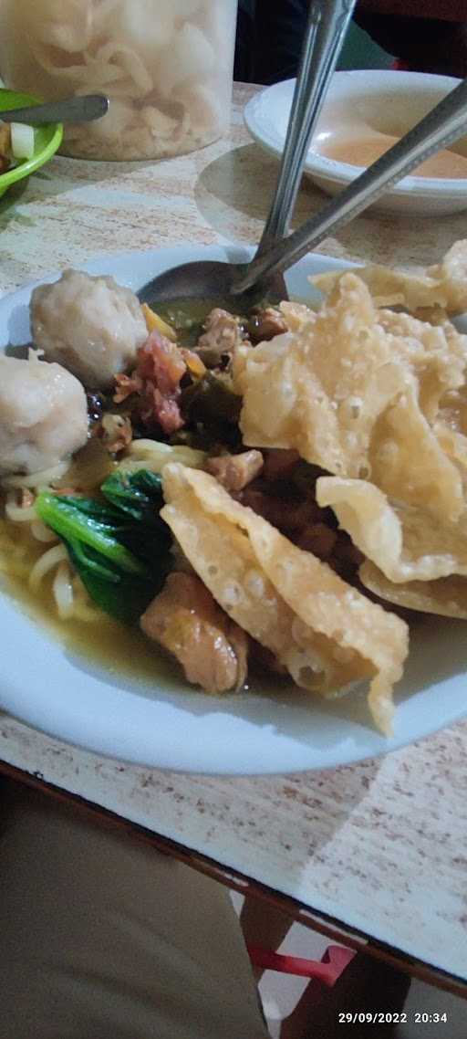 Warung Solo Pelita Raya 1