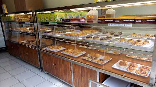 Khasanah Sari Cake And Bakery 6