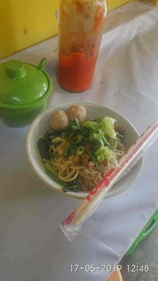 Mie Ayam Kedai Aweng Azzahra 1