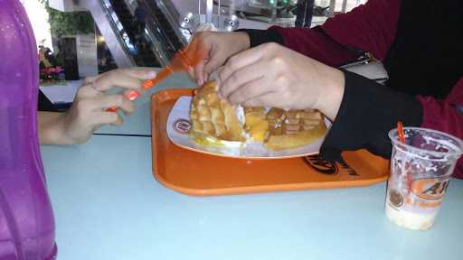 A&W Restoran - Blu Plaza 7