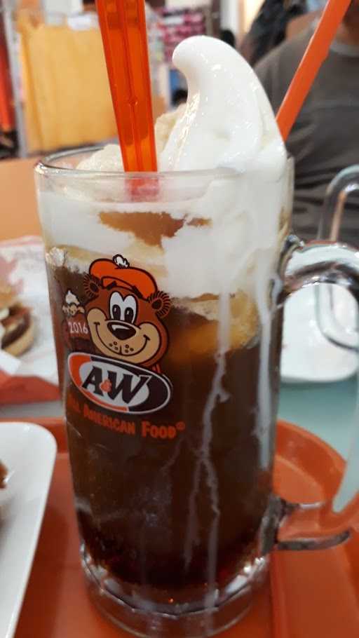 A&W Restoran - Blu Plaza 3