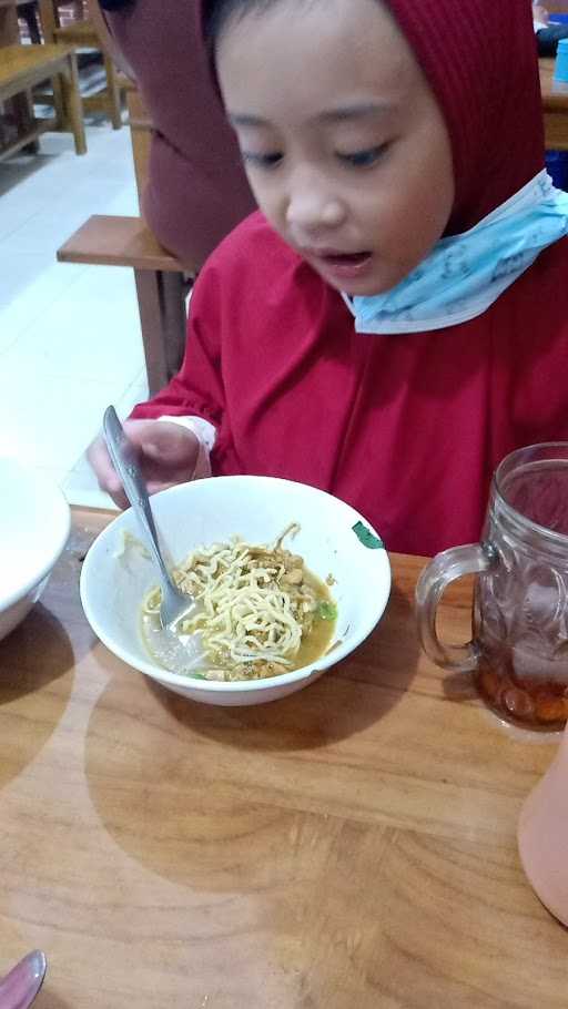 Bakso Rudal Rawalumbu Khas Solo 10