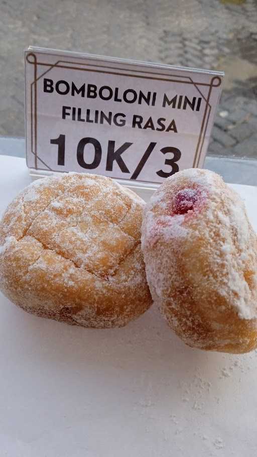 Bareto Donuts Rawalumbu 1