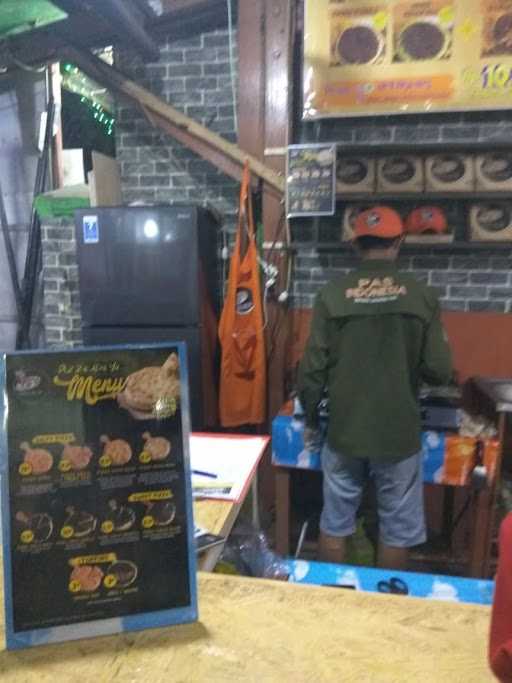 Burgerer & Hotdog, Rawalumbu 7