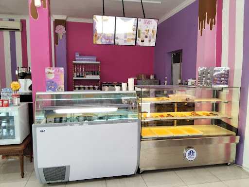 Debs Gelato 7