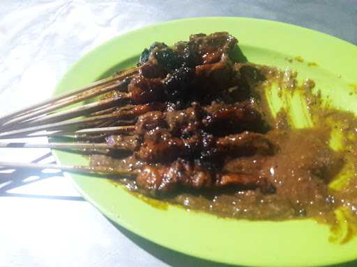 Penjual Sate Ayam 4