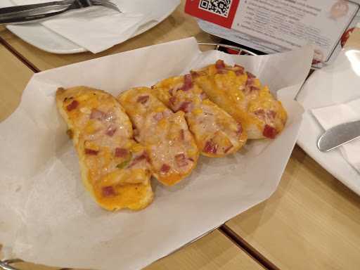 Pizza Hut Restoran - Kemang Pratama 4