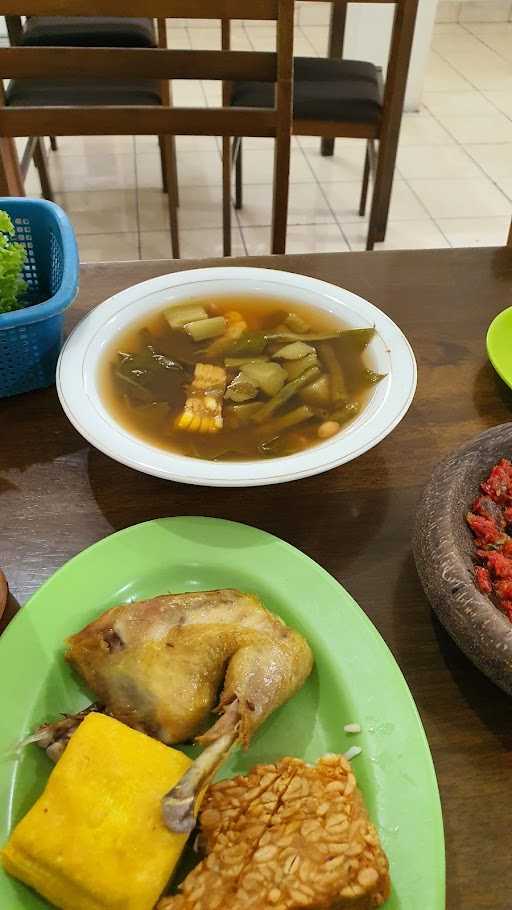 Ayam Goreng & Bakar Mekar Wangi 6