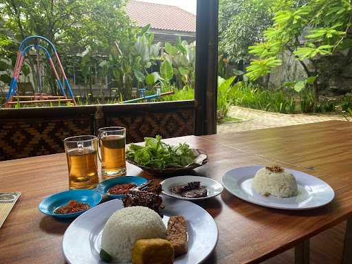 Bumi Sunda Resto 1