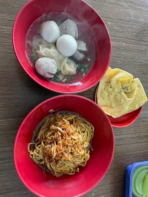 Mie Bakso Kota Kembang Bandung 6