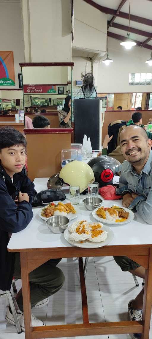 Nasi Kapau Uni Cah Bandung 6