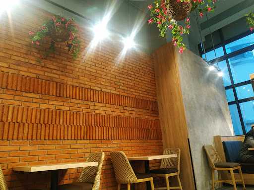 Solaria King'S Shopping Center 6