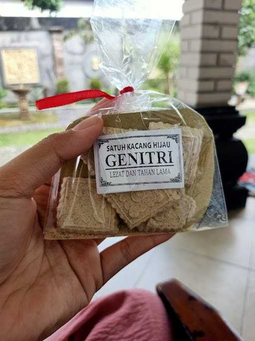 Satuh Genitri 2