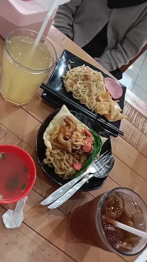 Mie Judes Kediri 4