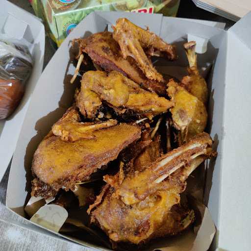 Bebek Goreng Palupi Rungkut 9