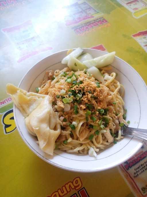 Mie Surya 8