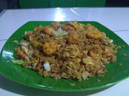 Nasi Goreng Lesehan 9