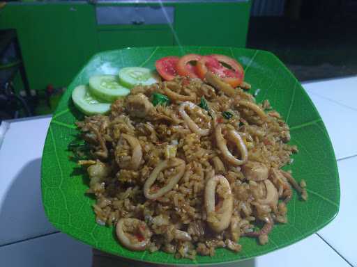 Nasi Goreng Lesehan 5